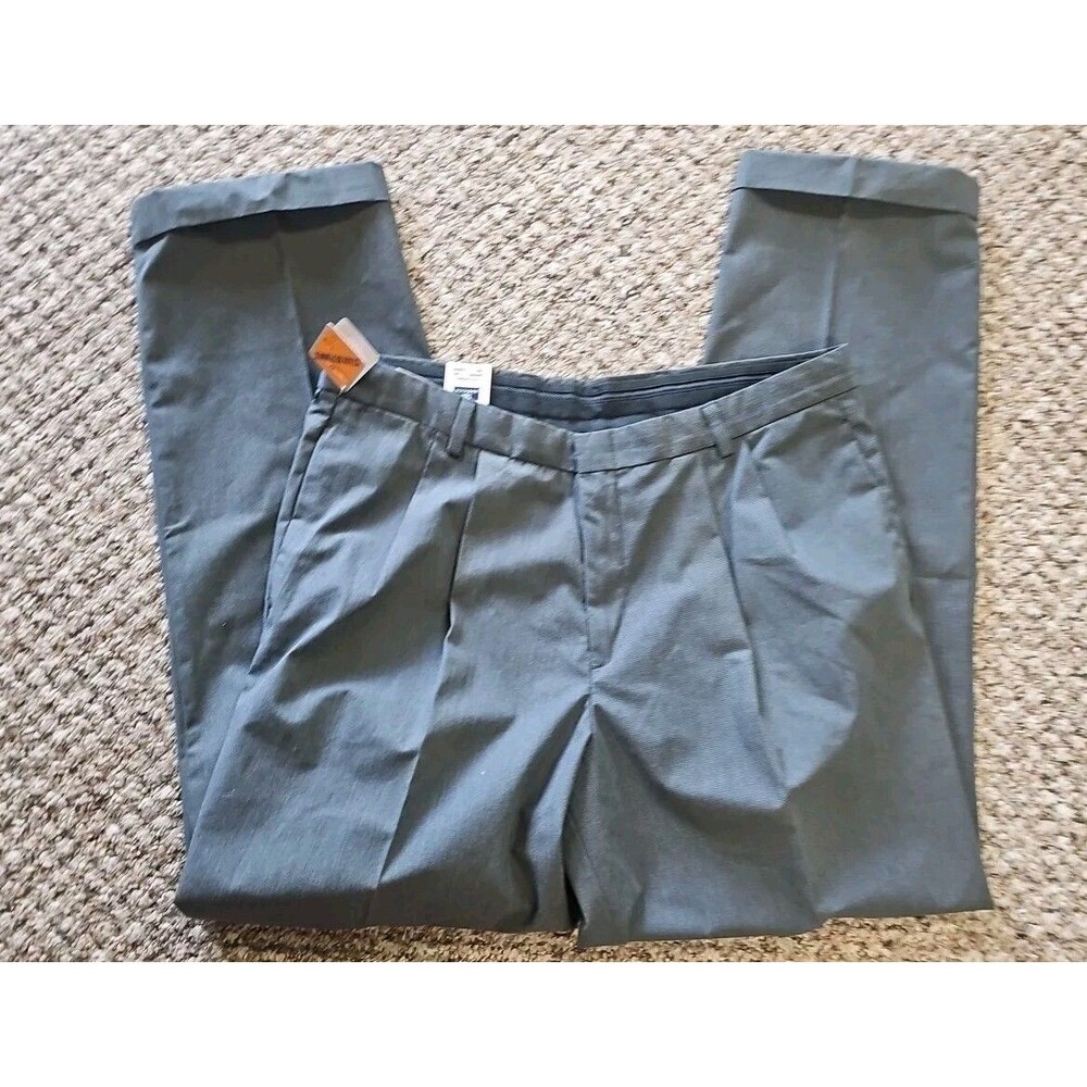Dockers Dupont Teflon Pleated Mens 38 X 34 Gray Dress Pants  Stain Resistant